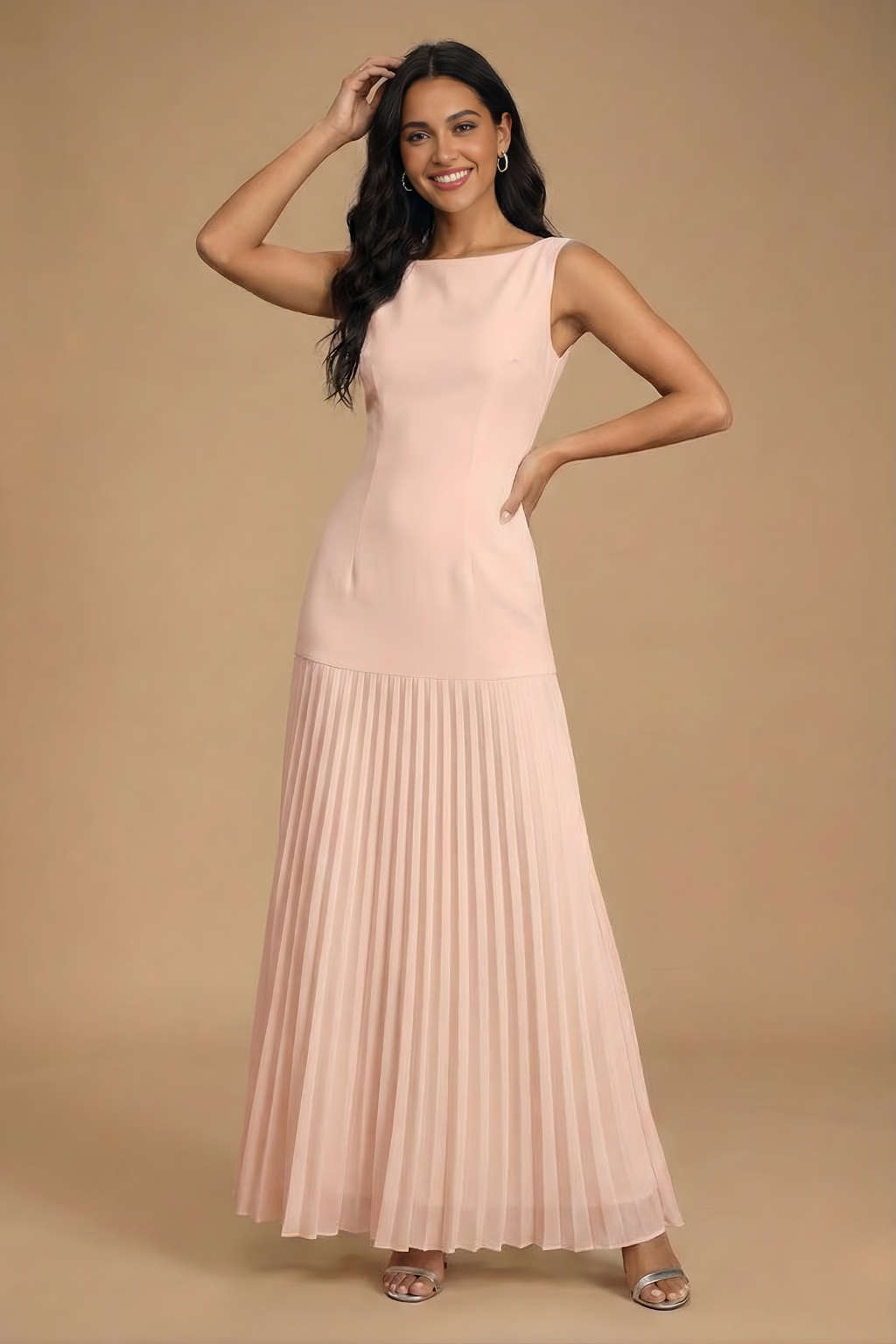 Elegant Sleeveless Boat-Neck Maxi Dress With A Fitted Bodice And Drop-Waist Pleated Silhouette For Evening Occasions