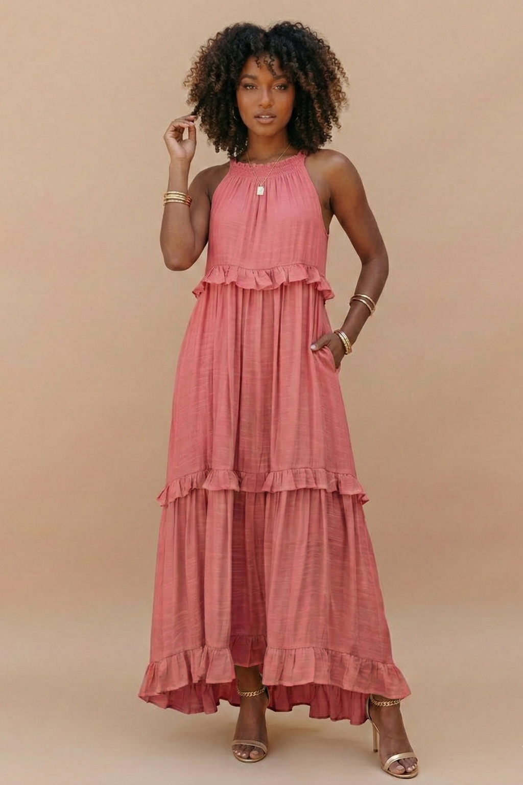 Women's Halter Neck Tiered Maxi Dress With Pockets, Flowy Ruffle Hem Summer Dress