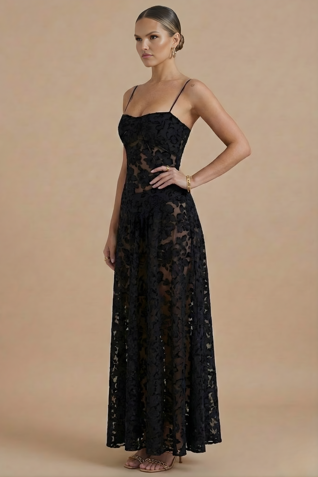 Women's Floral Maxi Dress With Spaghetti Strap And Lace Overlay At Sweetheart Neckline