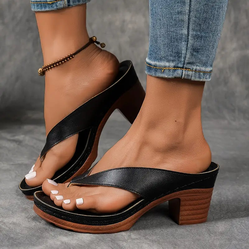 Women's V-Strap Thong Platform Sandals With Classic Block Heels And Toe Post Design