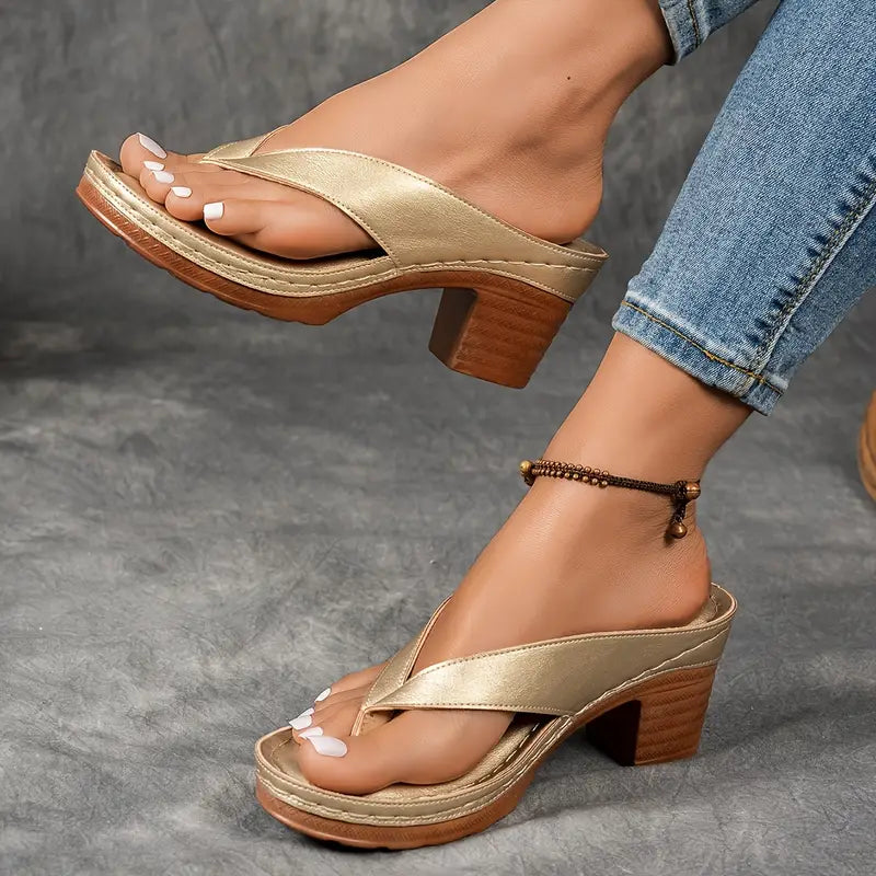 Women's V-Strap Thong Platform Sandals With Classic Block Heels And Toe Post Design