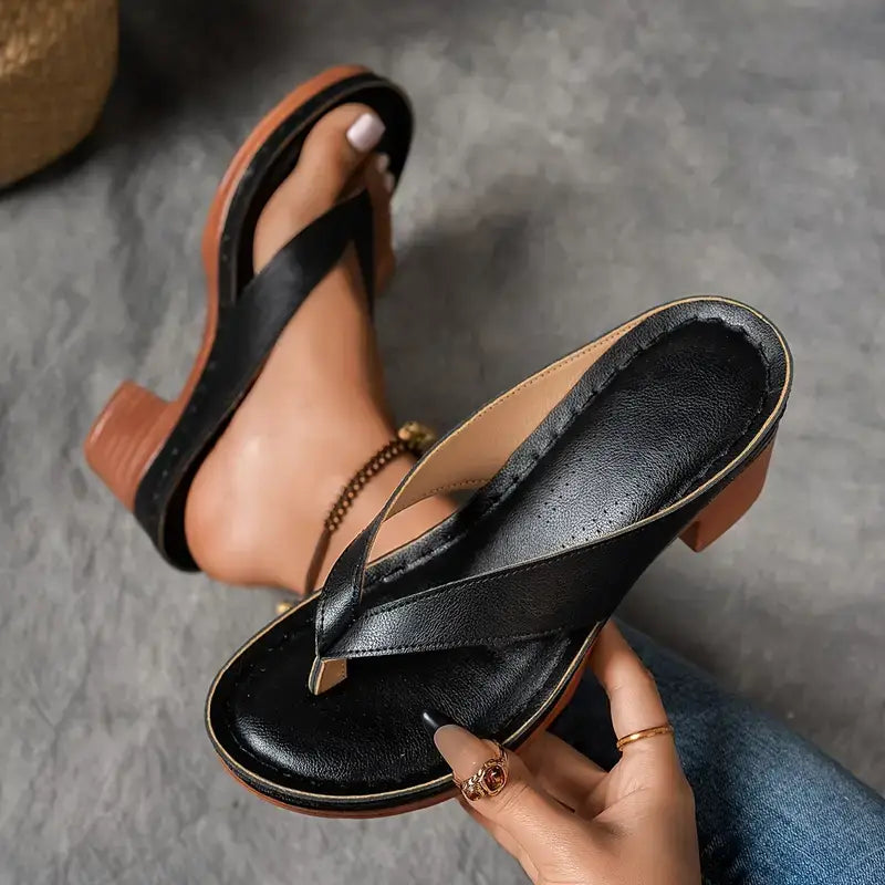 Women's V-Strap Thong Platform Sandals With Classic Block Heels And Toe Post Design