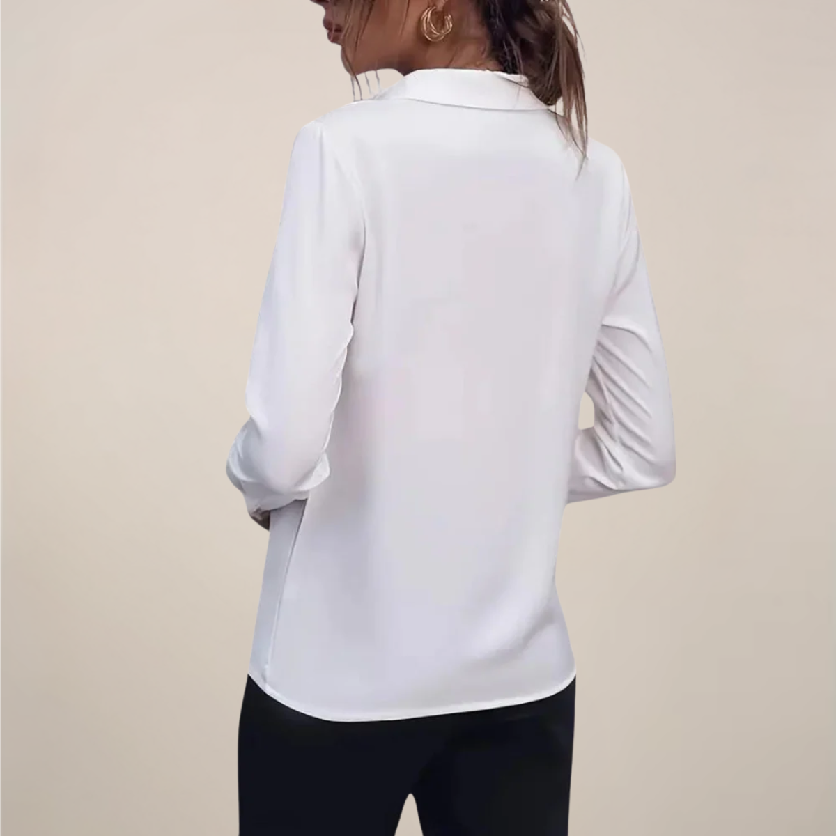 Elegant Women's Long Sleeve Blouse With Collar In Solid Colors For Office Or Evening Wear