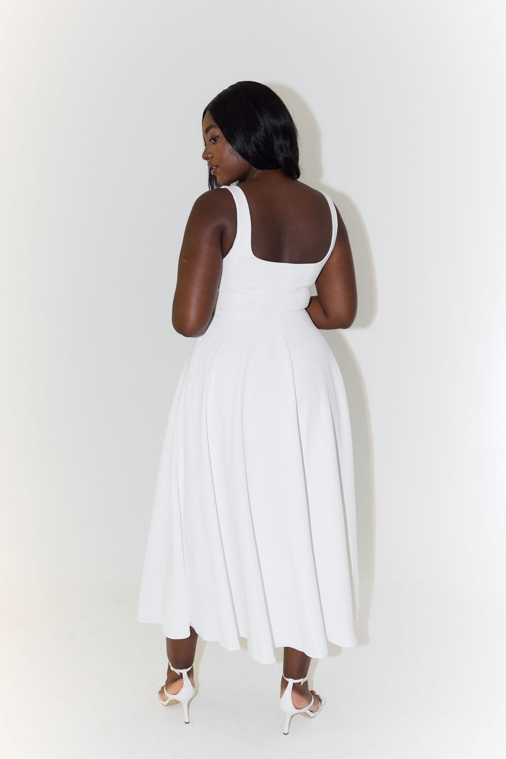 Women's Midi Dress Featuring A Flattering Fit, Cinched Waist, And Flowing Silhouette