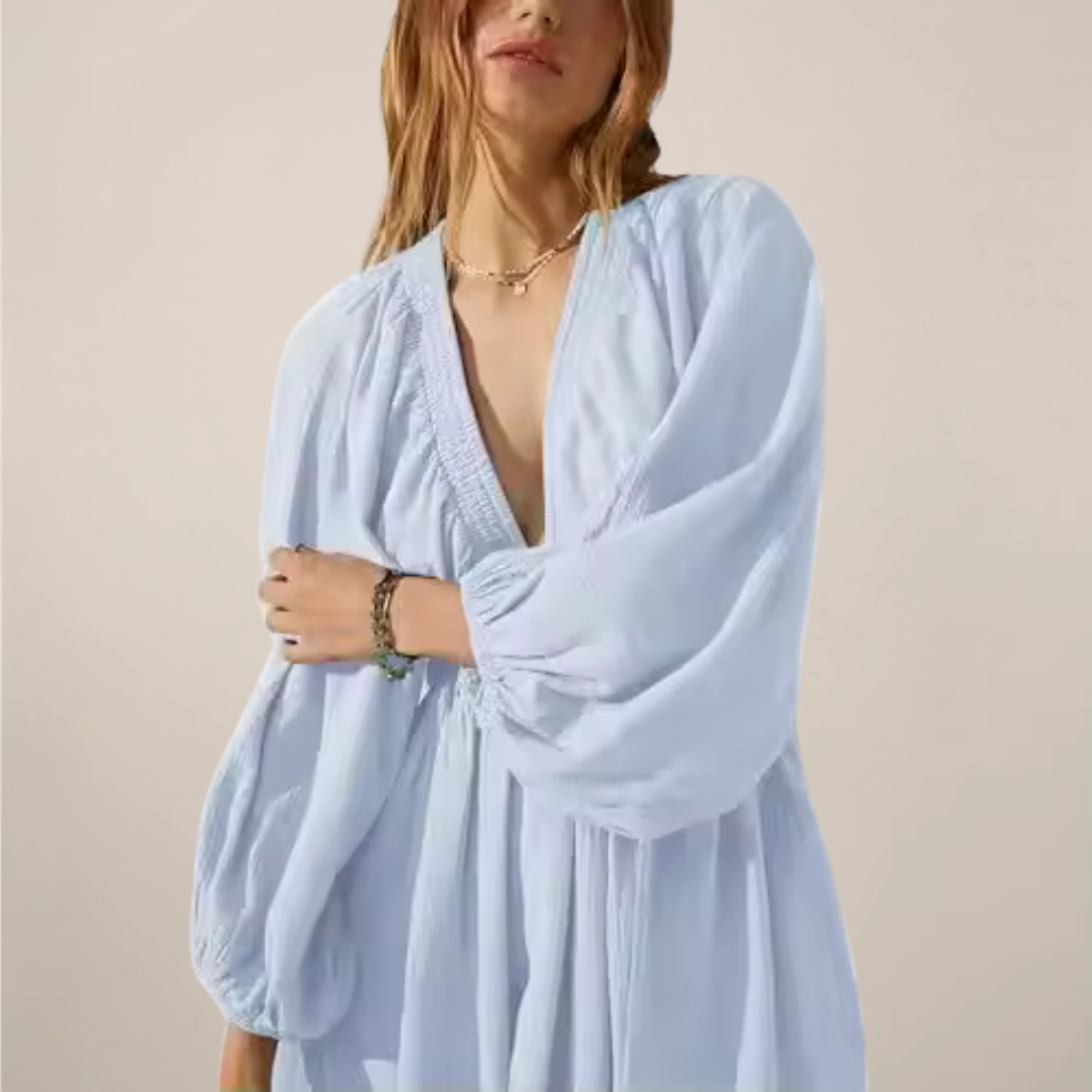 Women's V-Neck Mini Dress With Long Sleeve In A Relaxed Fit Silhouette For Everyday Wear
