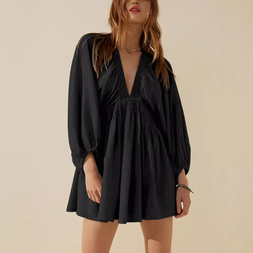 Women's V-Neck Mini Dress With Long Sleeve In A Relaxed Fit Silhouette For Everyday Wear