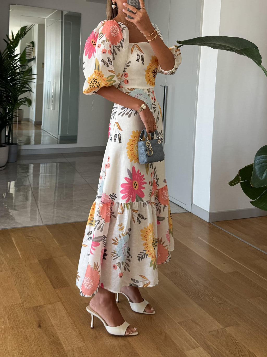 Elegant Floral Maxi Dress With Square Neck Puff Sleeves Open Back Tiered Ruffle Hem For Wedding Guests